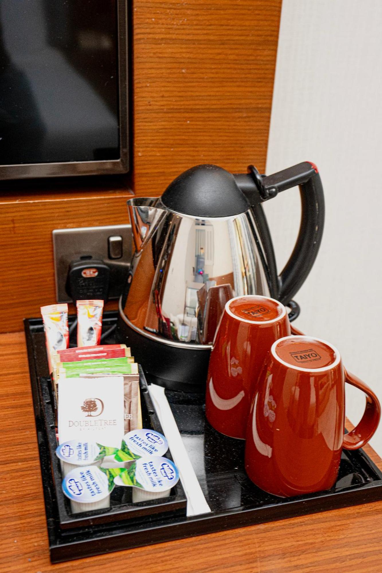 马里安岛希尔顿逸林Spa度假酒店 拉斯阿尔卡麦 外观 照片 A kettle