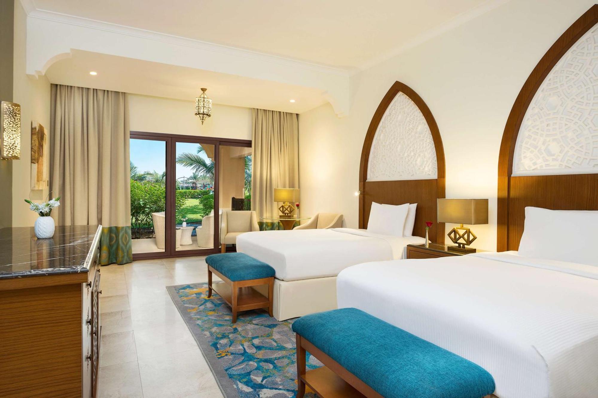 马里安岛希尔顿逸林Spa度假酒店 拉斯阿尔卡麦 外观 照片 Deluxe Room